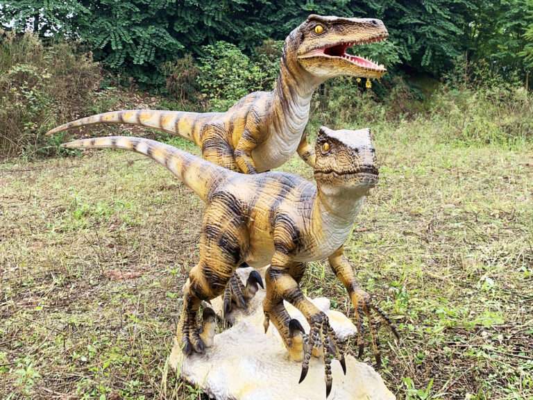 Animatronic Velociraptor Manufacturer