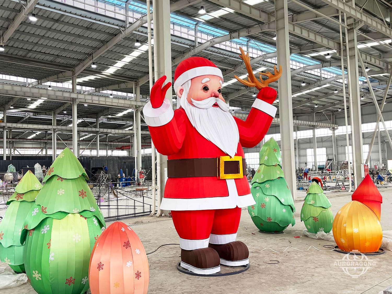 Proportional Santa Claus Lanterns