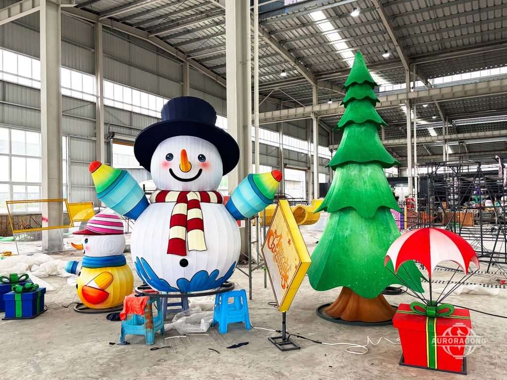 Outdoor Life-size snowman lantern