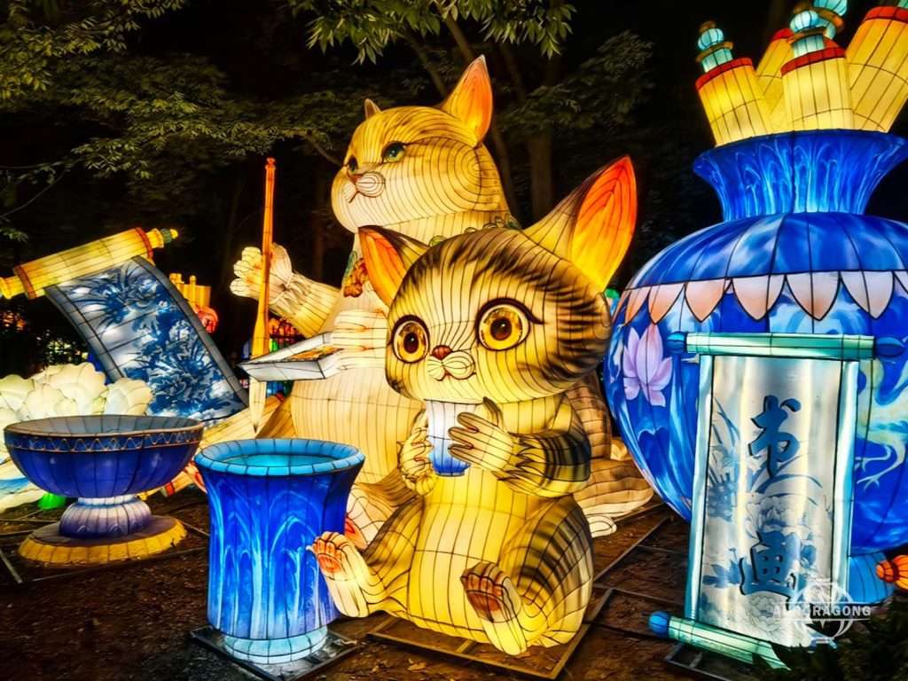 Chinese cat Lanterns
