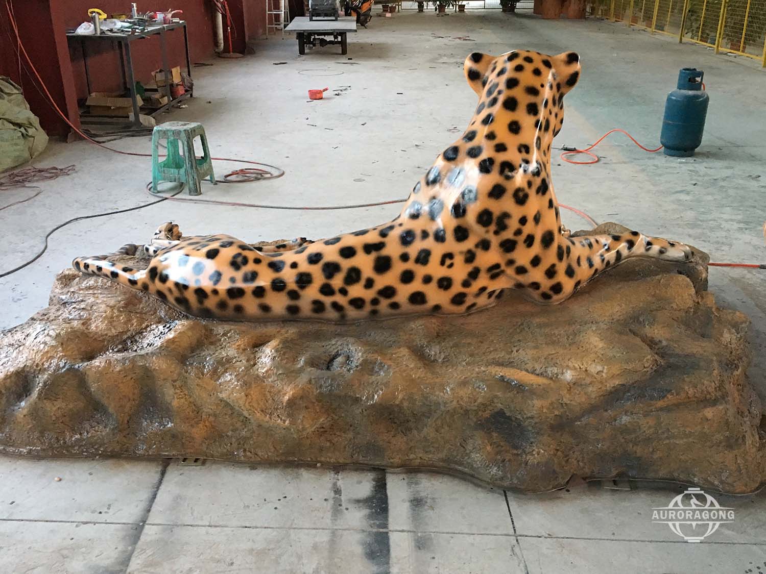 realistic leopard statue commercial landscape decoration