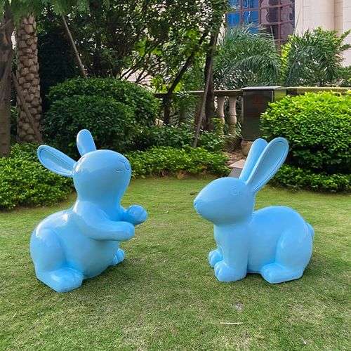 Mascot Fiberglass Sculpture in a theme park creating an engaging photo spot