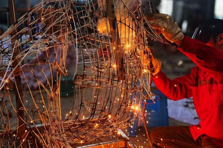 internal frame of large animal lantern