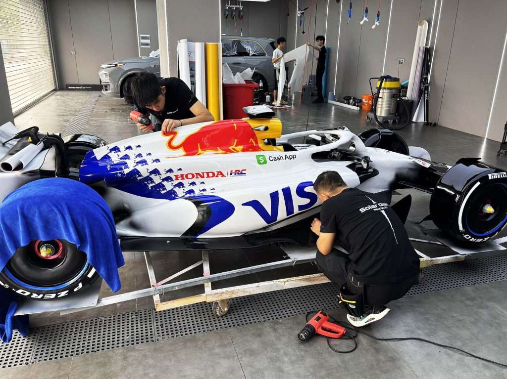 F1 racing fiberglass production