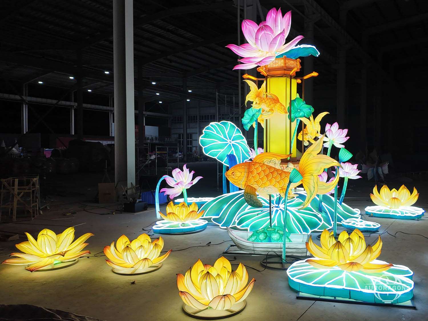 Palace Lantern 5