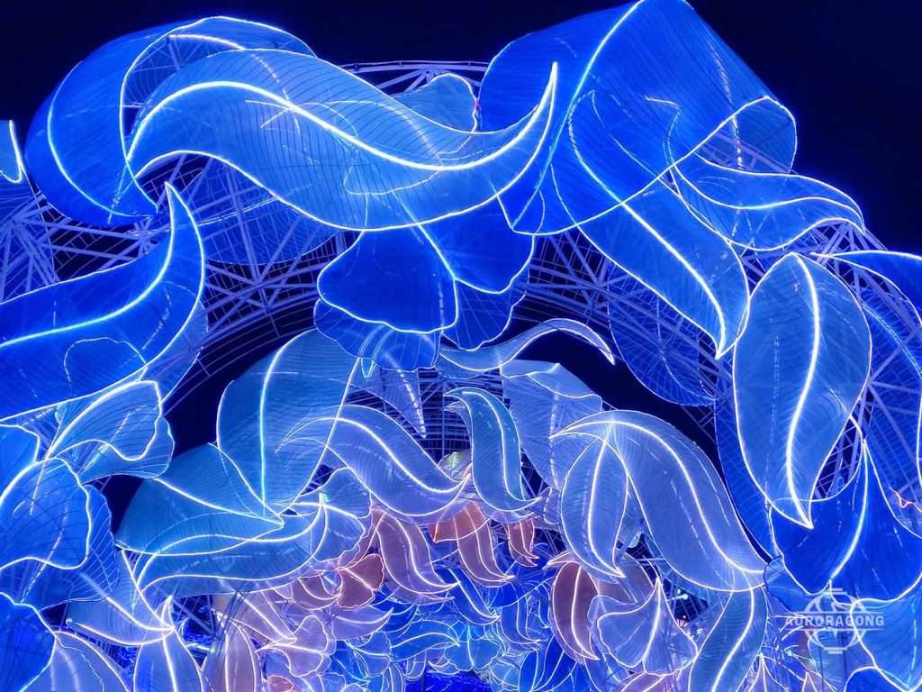Custom LED Light Sculpture For Festival