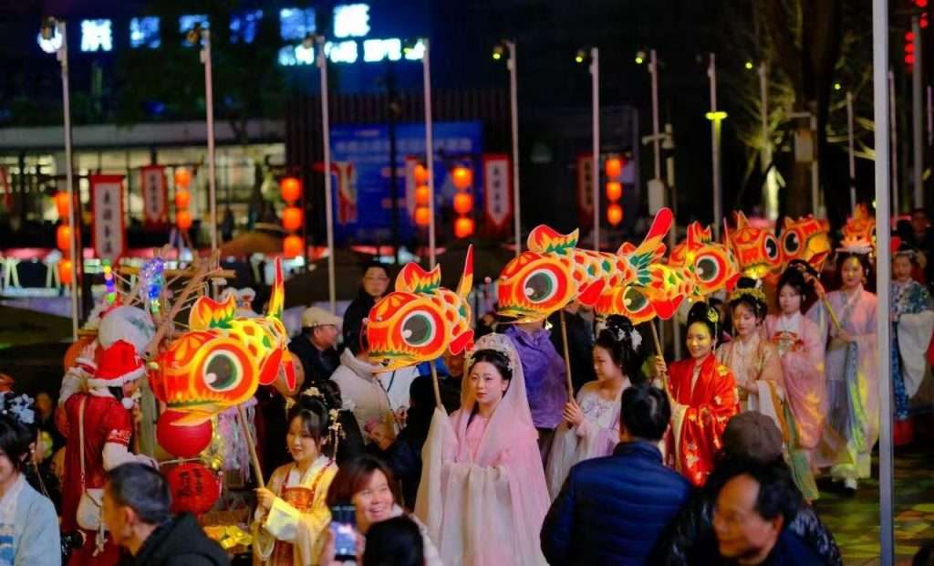 The Lantern Festival activities 4