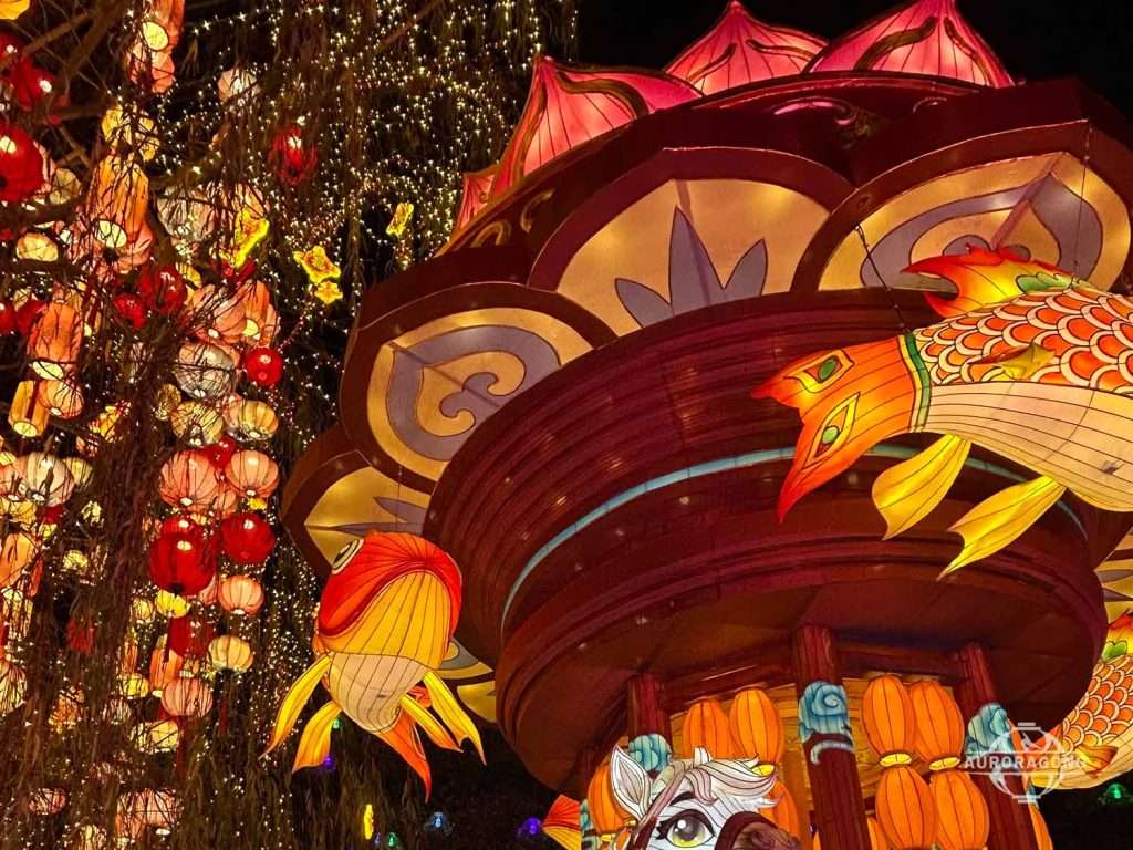 Custom Festival Chinese Lantern Tree Display
