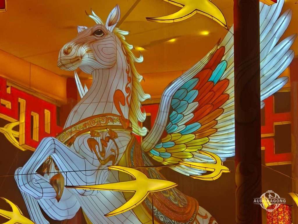 Inside the palace lantern