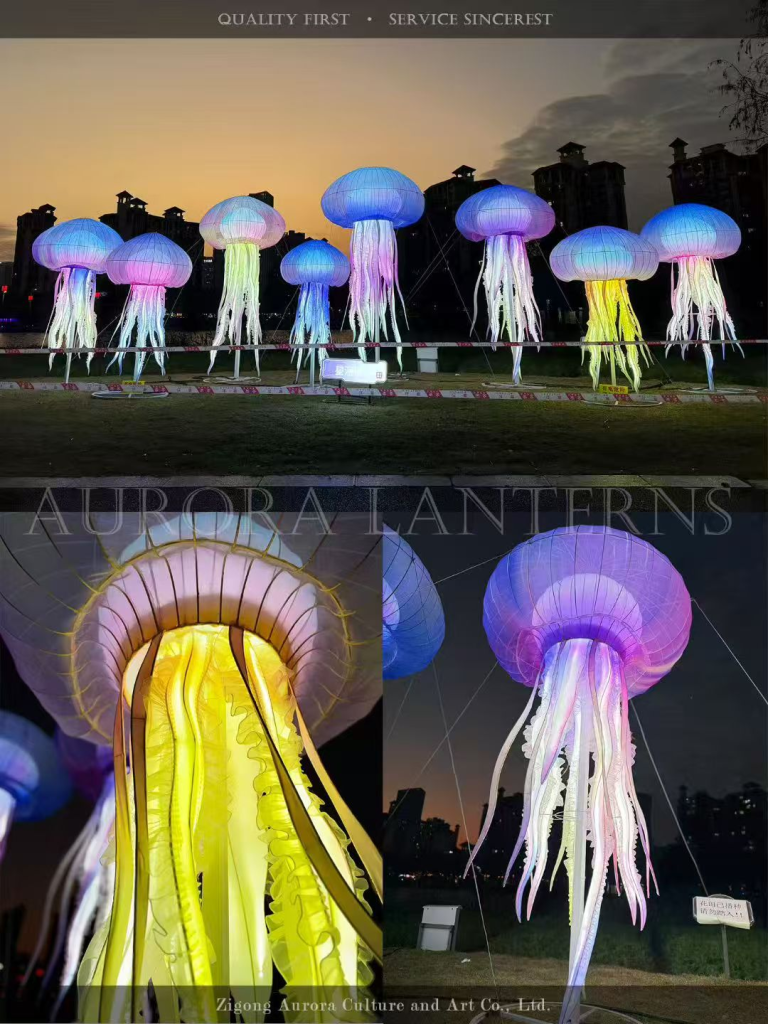 auroragong lantern display