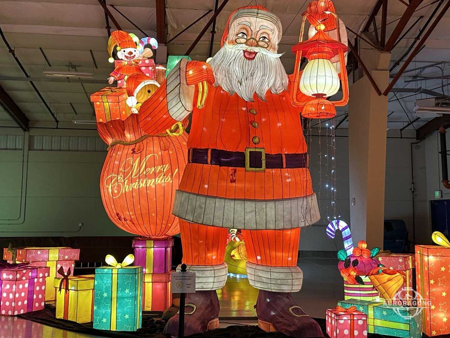 Christmas Santa Claus Lantern Display
