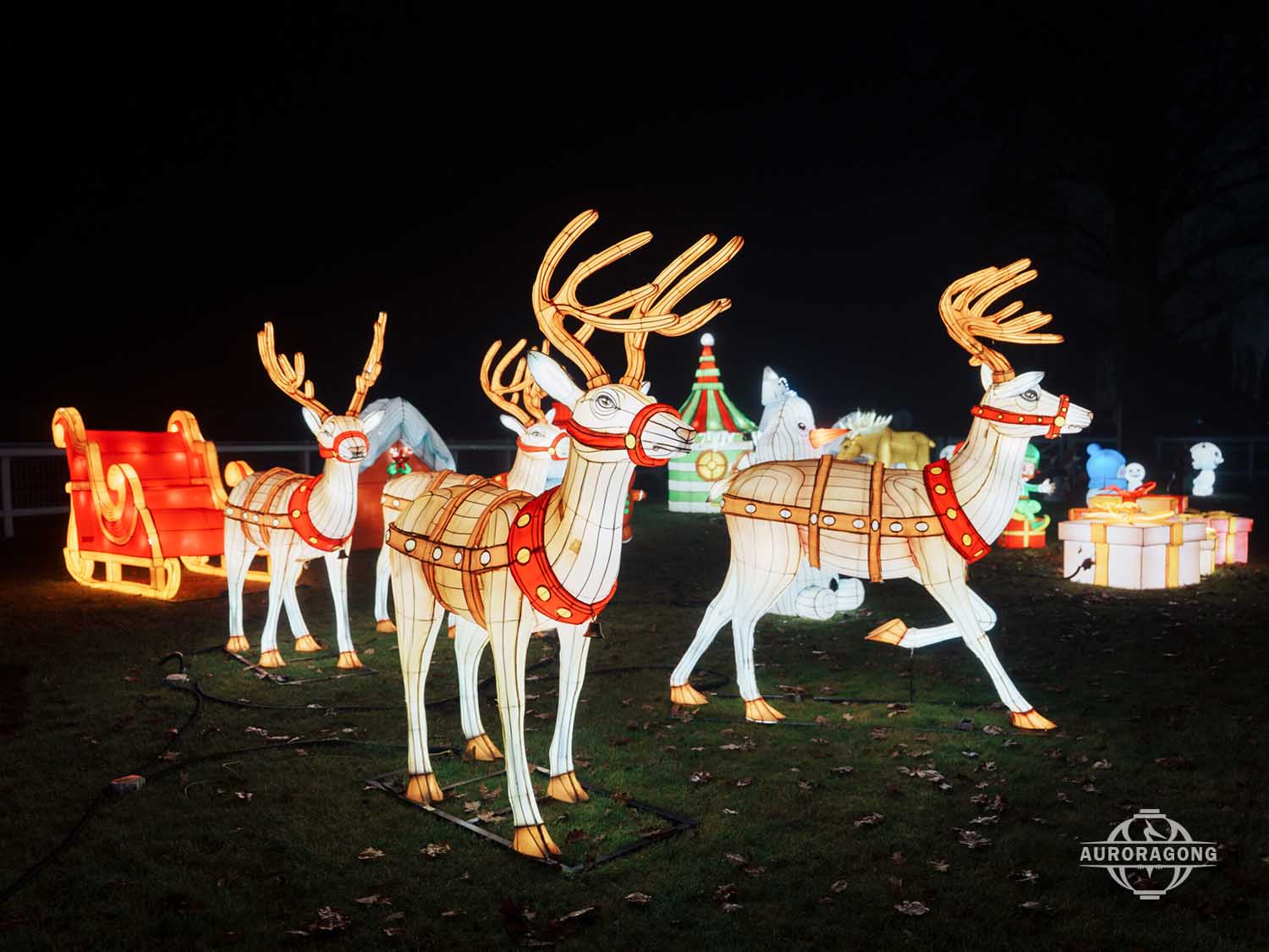 Elk Lantern