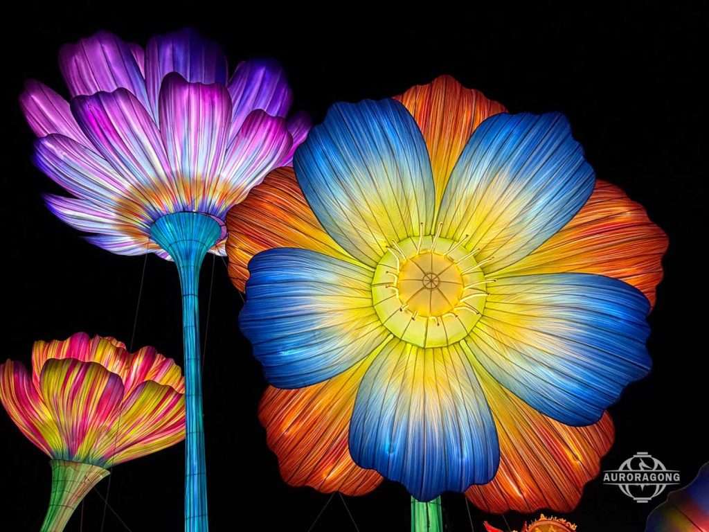 Giant Glowing Flower Lantern