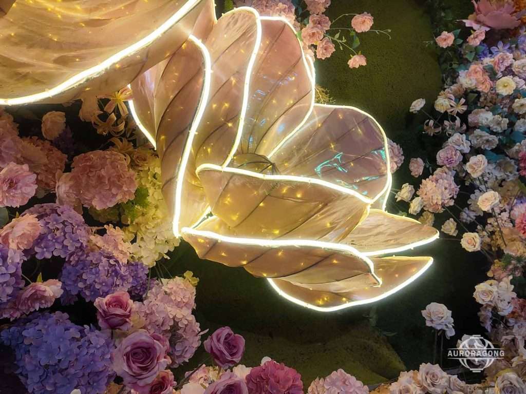 Custom Immersive Floral Lantern
