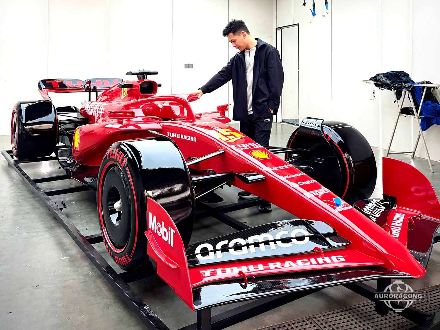 Full-Scale Formula Racing Car Model