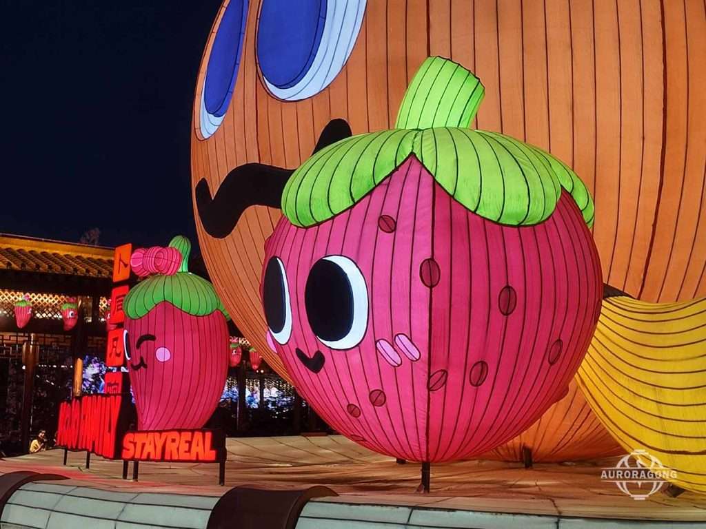 fruit and vegetable lantern installation