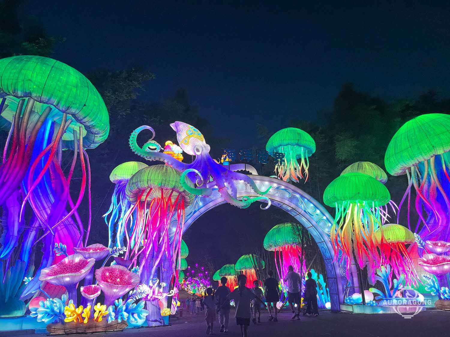 Tropical Bird Lantern for Theme Parks