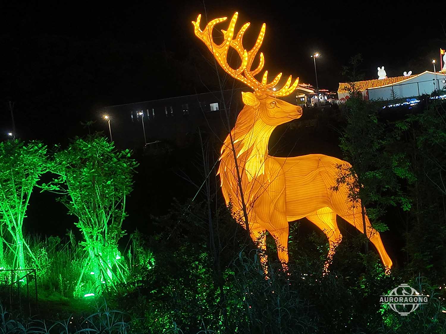 Forest Elk Lantern for Wildlife Parks