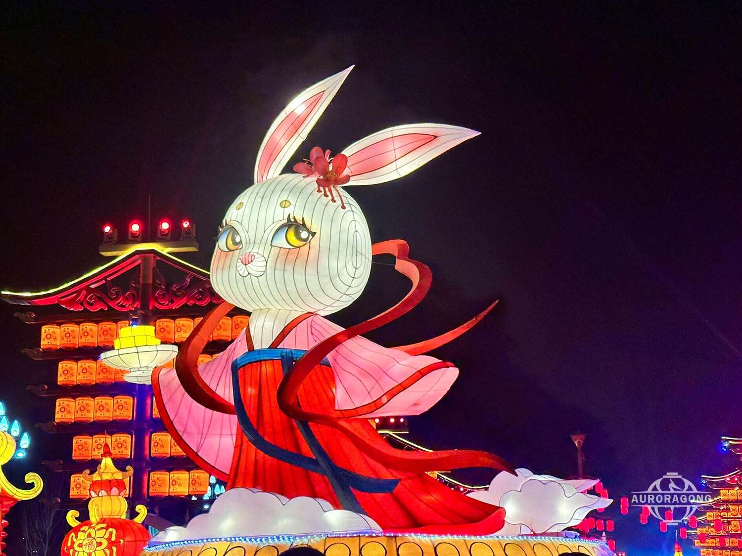 Mid-Autumn Festival decorative lanterns in theme parks